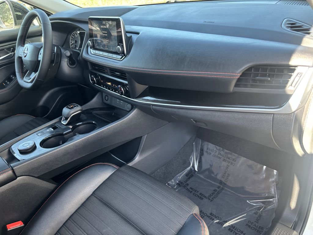 New 2026 Nissan Rogue SV AWD/4WD image 10