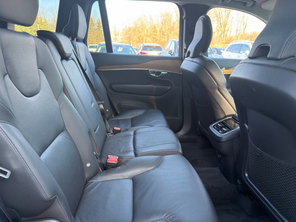 Used 2023 Volvo XC90 B6 Plus w/ Protection Package Premier image 32