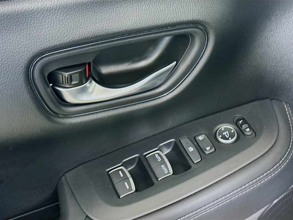 Used 2026 Honda HR-V EX-L image 21