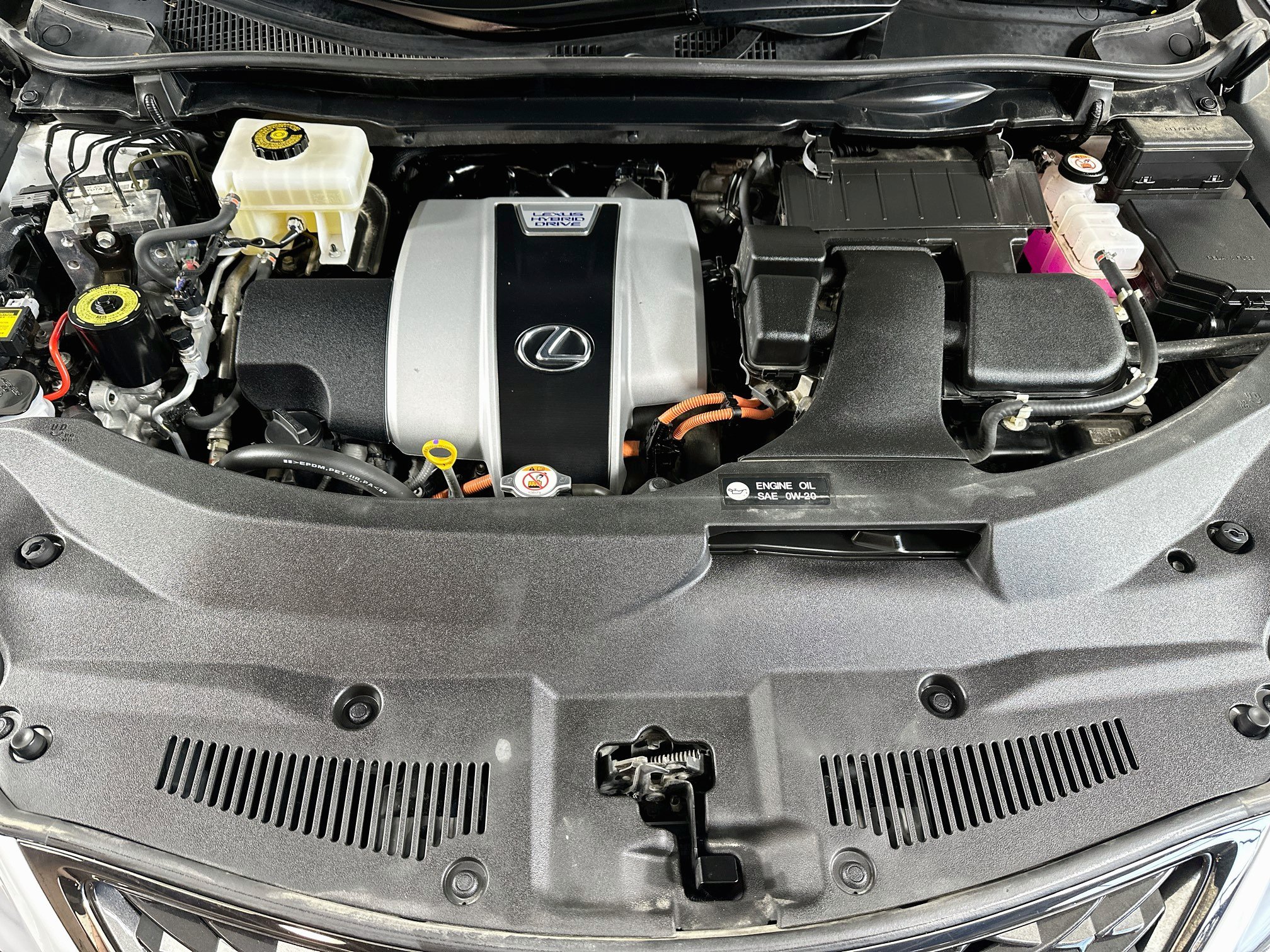 Certified 2021 Lexus RX 450h F Sport w/ Cold Weather Package (CT) AWD/4WD image 30
