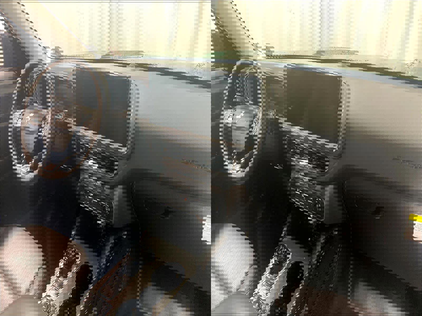 Used 2025 Ford Bronco Sport Badlands image 14