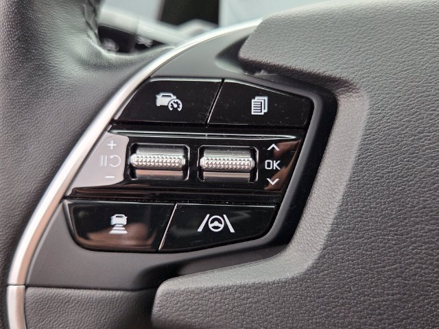 Used 2024 Kia EV6 Light RWD image 31