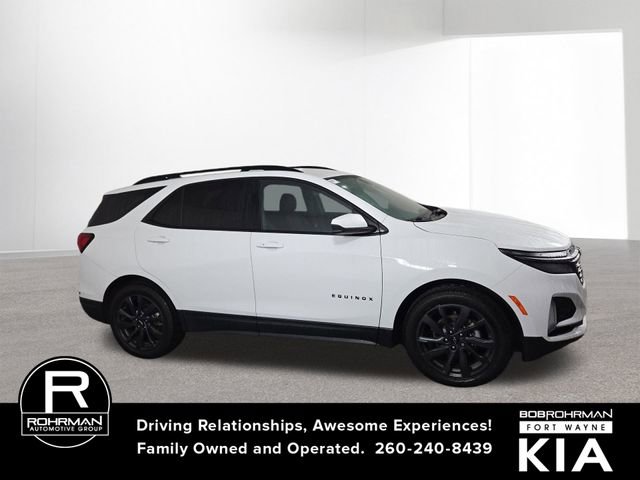 Used 2022 Chevrolet Equinox RS w/ LPO, Floor Liner Package image 5