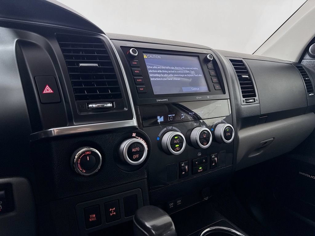 Used 2020 Toyota Sequoia Limited AWD/4WD image 17