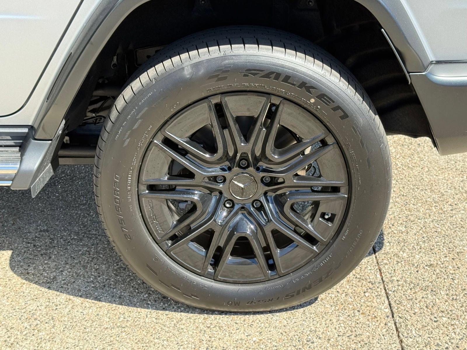 New 2027 Mercedes-Benz G 580 e image 14