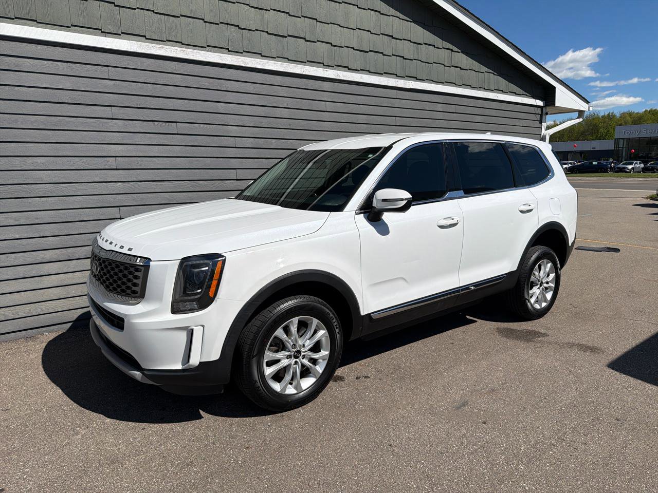 Used 2020 Kia Telluride LX FWD image 8