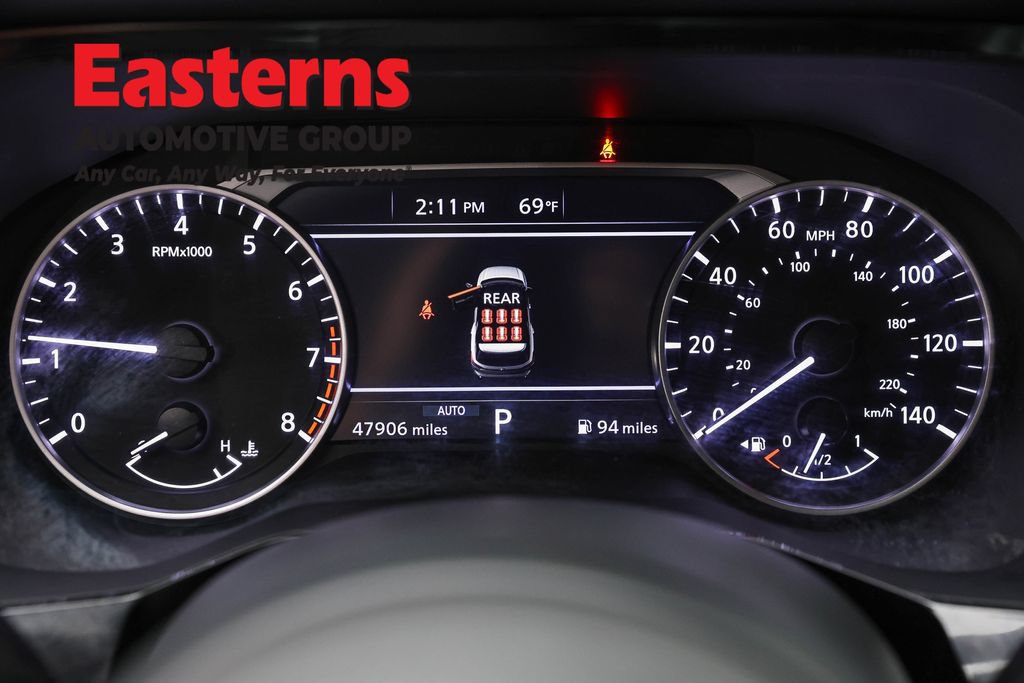 Used 2024 Nissan Pathfinder SV AWD/4WD image 18