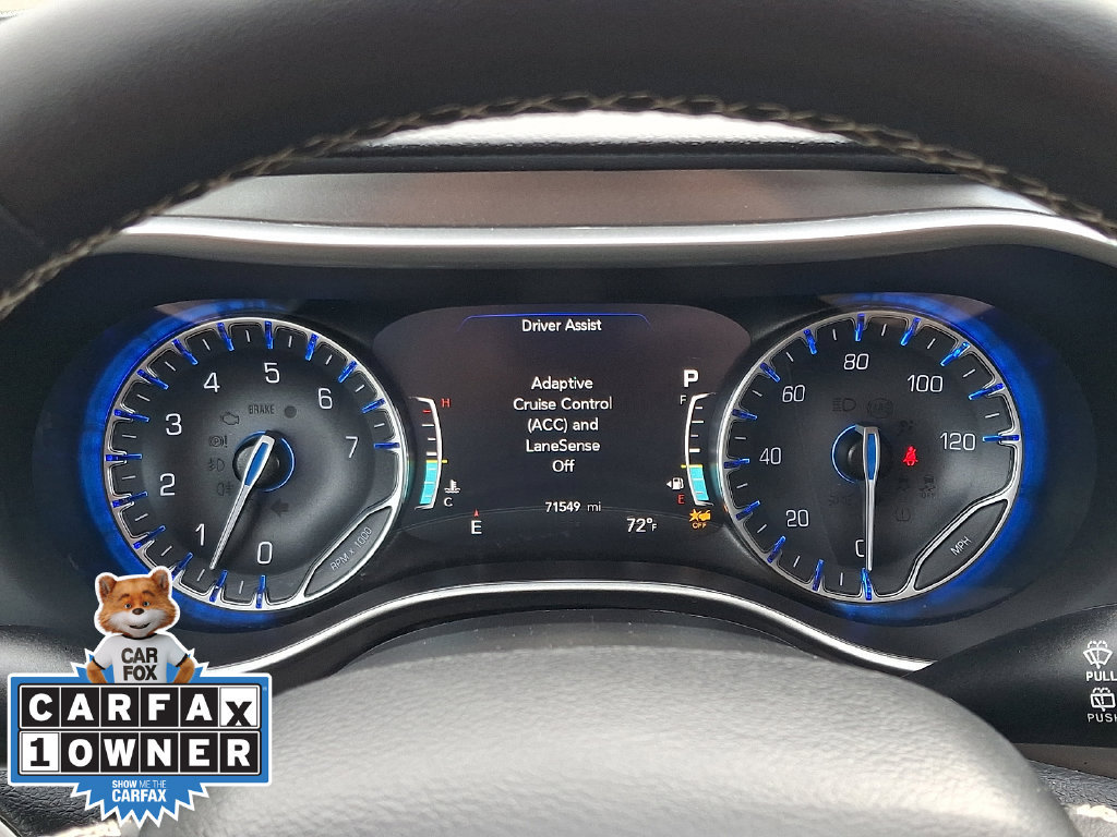 Used 2024 Chrysler Pacifica Touring-L FWD image 20