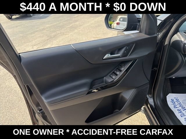 Used 2026 Chevrolet Equinox LT FWD image 12