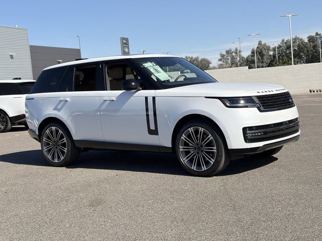 New 2026 Land Rover Range Rover SE image 4
