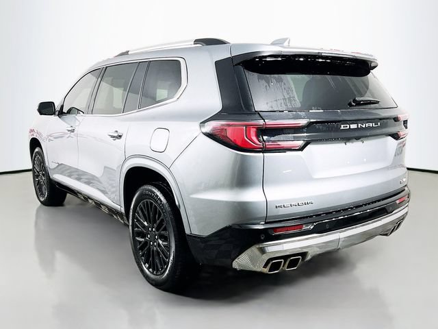 Used 2024 GMC Acadia Denali FWD image 5