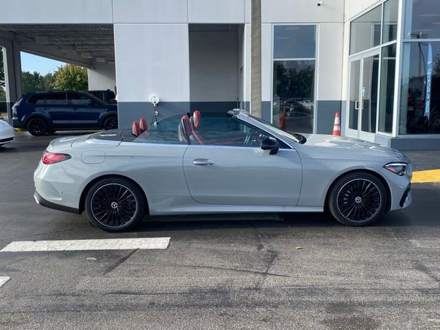 Used 2024 Mercedes-Benz CLE 300 4MATIC Cabriolet image 11