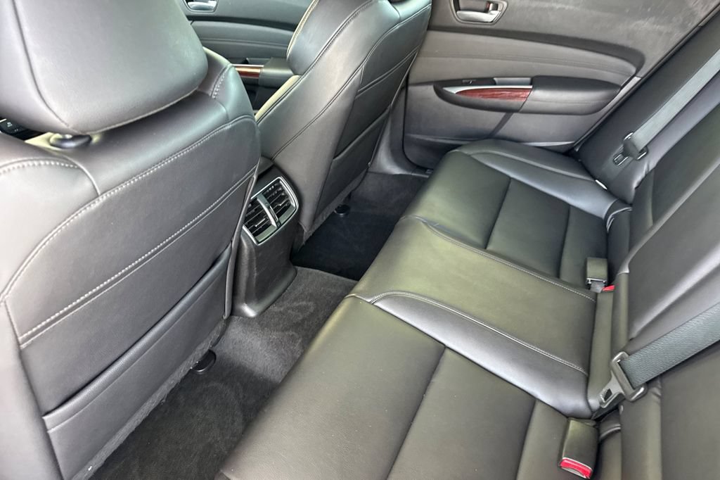 Certified 2016 Acura TLX V6 FWD image 5