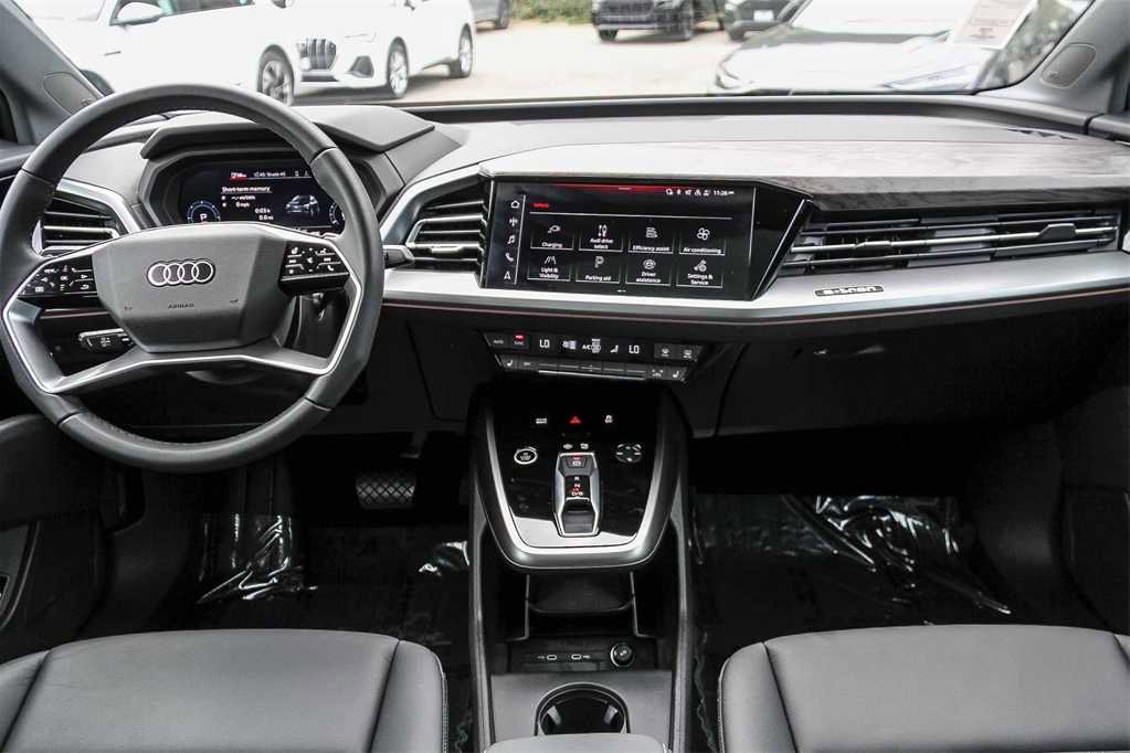 Used 2025 Audi Q4 e-tron Premium Plus w/ Premium Plus image 13