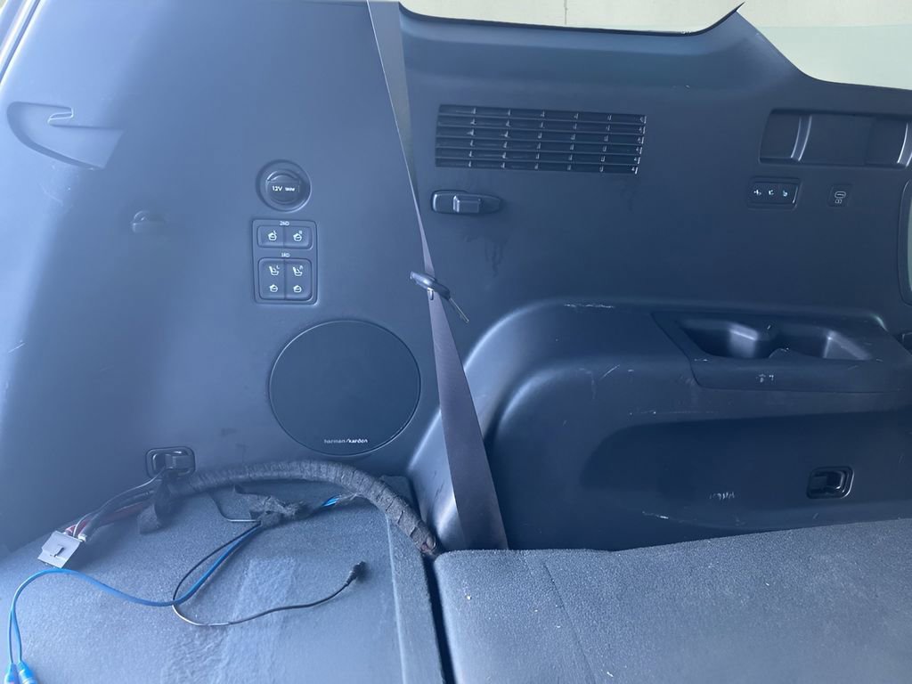 Used 2023 Hyundai Palisade Calligraphy image 14