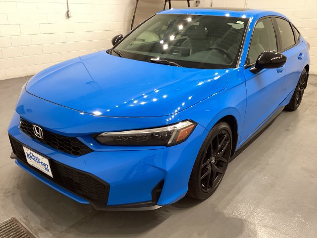 Used 2025 Honda Civic Sport image 3