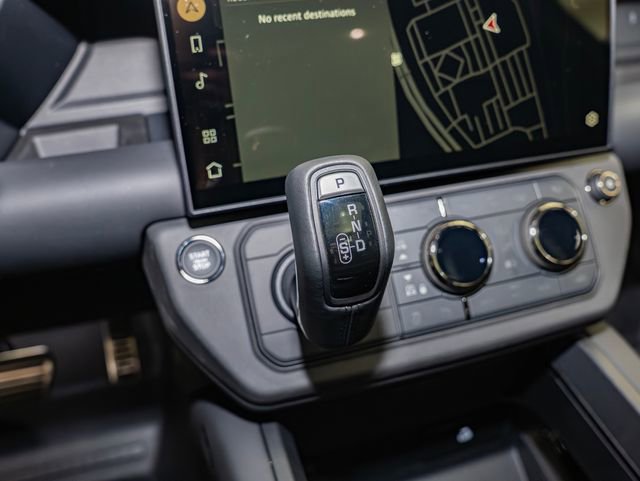 New 2026 Land Rover Defender 110 OCTA image 19