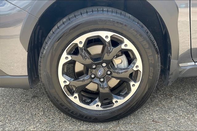 Used 2023 Subaru Crosstrek 2.0i Premium image 9