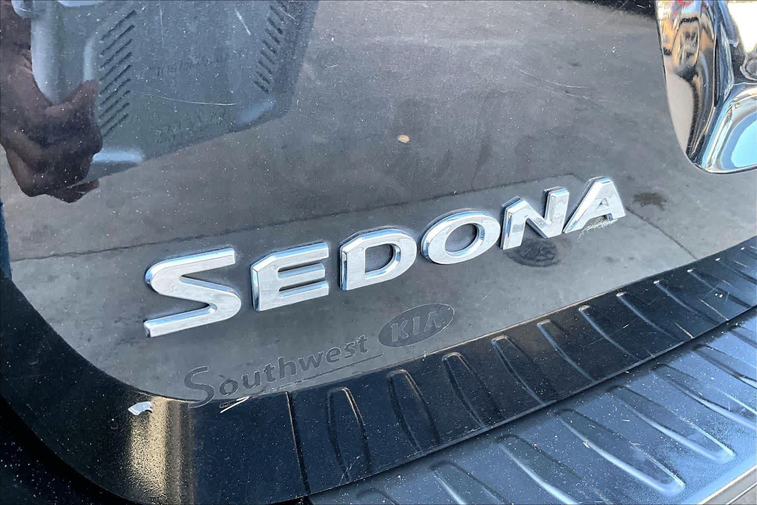 Used 2019 Kia Sedona LX FWD image 30