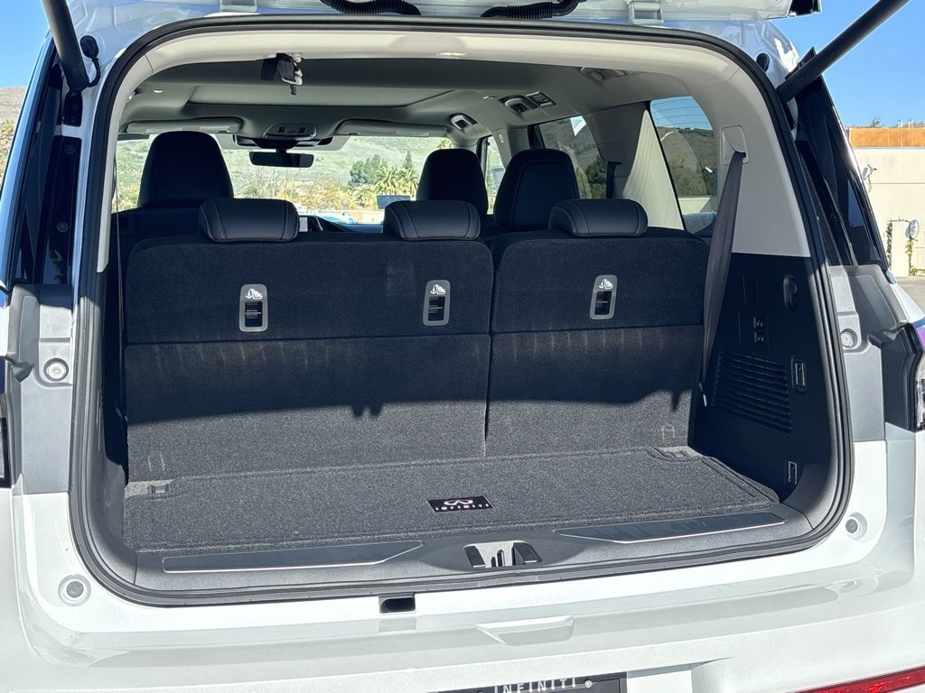 New 2026 INFINITI QX80 Pure w/ Cargo Package image 10