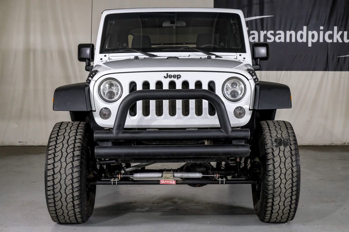 Used 2018 Jeep Wrangler Sport image 3