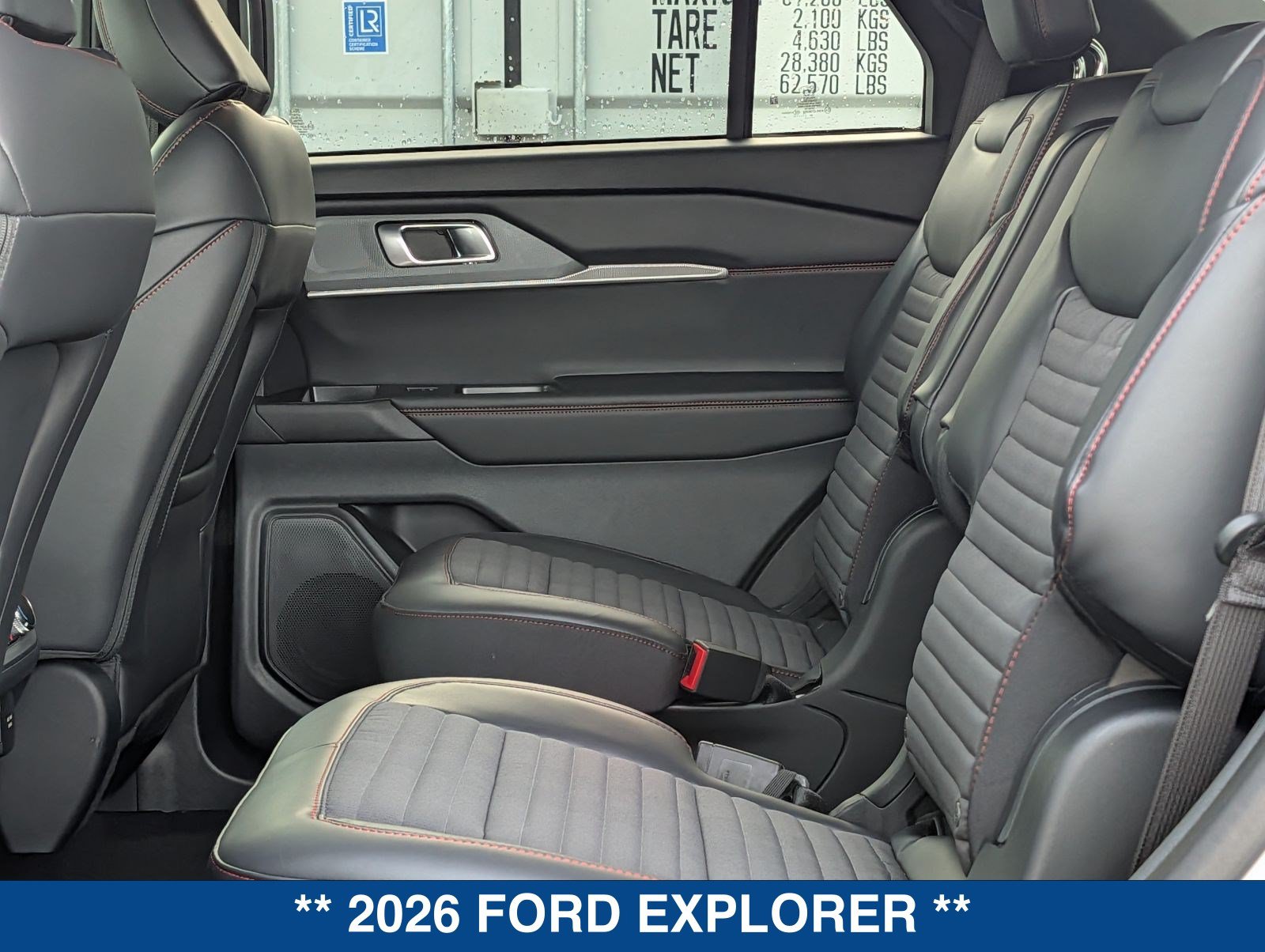 New 2026 Ford Explorer ST-Line w/ ST-Line Street Pack RWD image 17