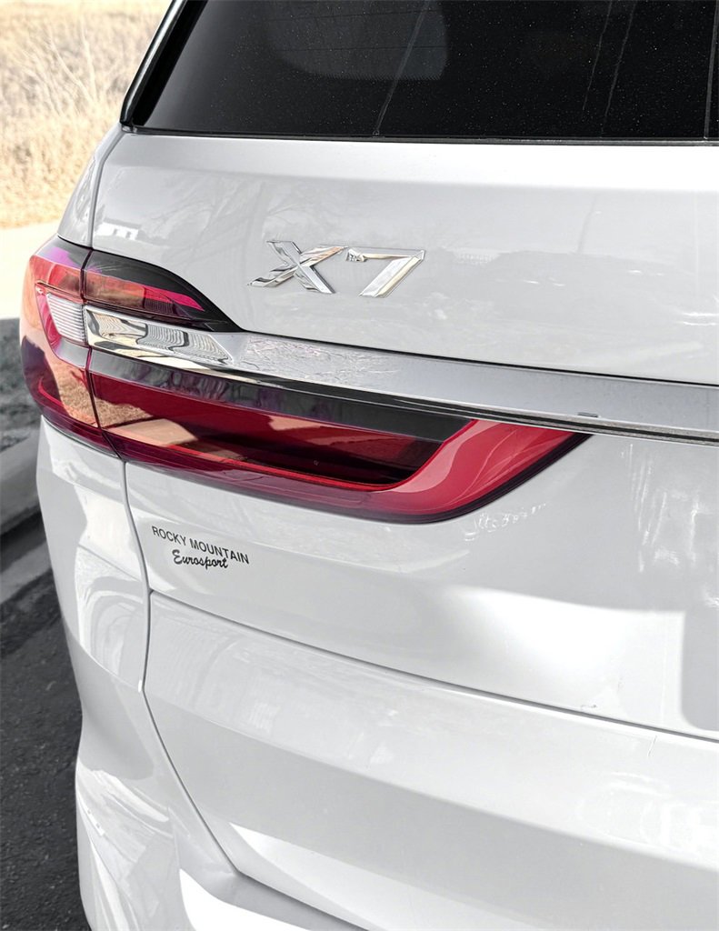 Used 2022 BMW X7 xDrive40i image 7