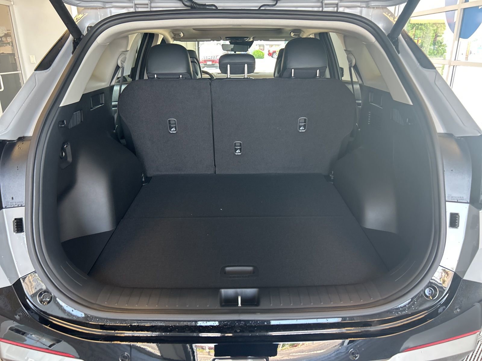 New 2026 Kia Sportage SX image 10