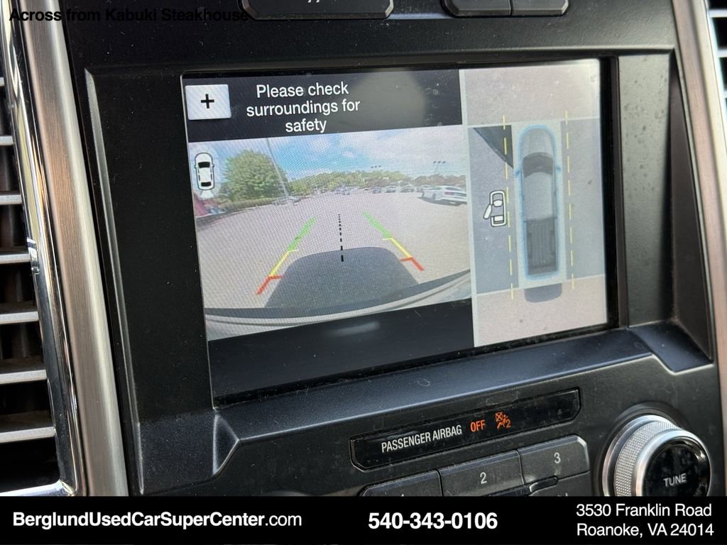 Used 2016 Ford F150 Platinum w/ Equipment Group 701A Luxury image 23