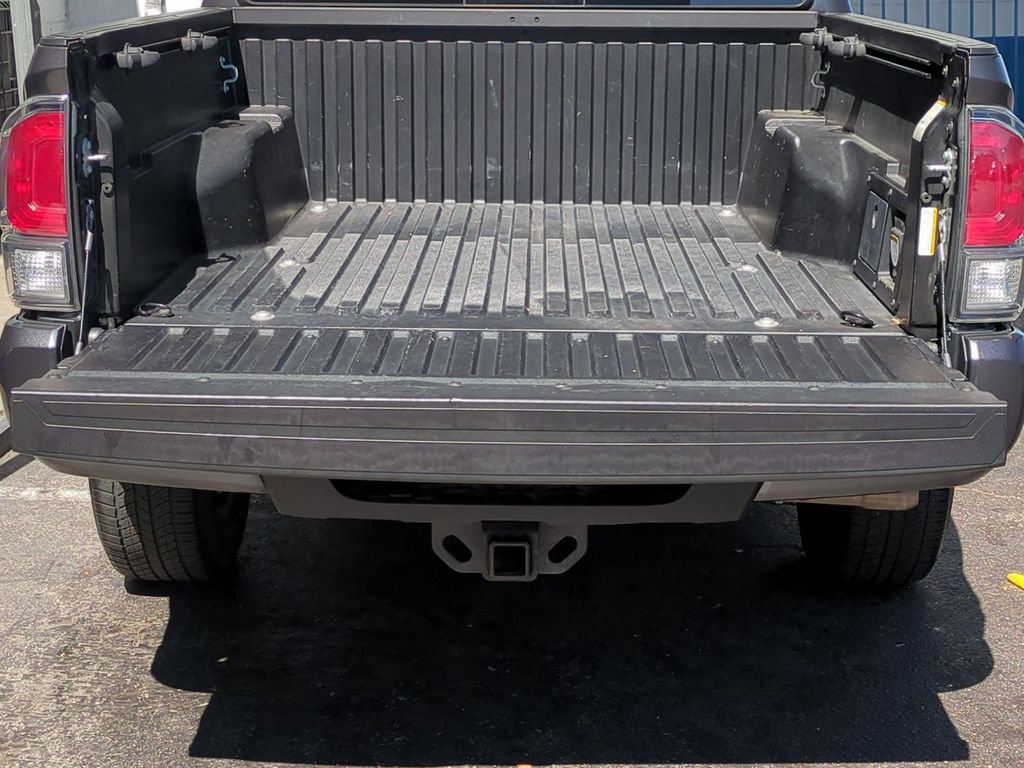 Used 2023 Toyota Tacoma TRD Sport AWD/4WD image 29