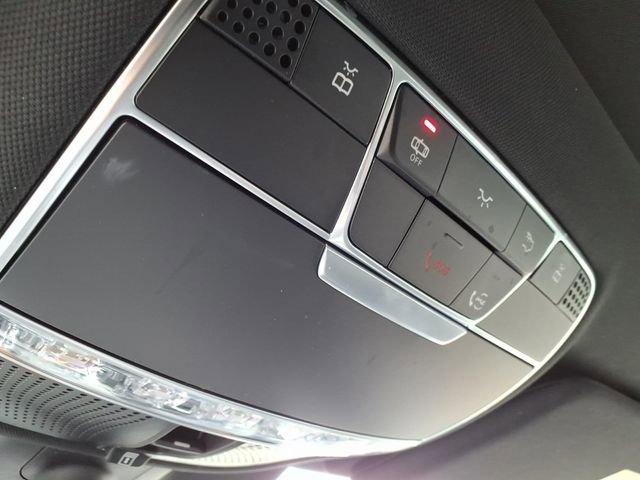 Used 2020 Mercedes-Benz S 450 Sedan image 29