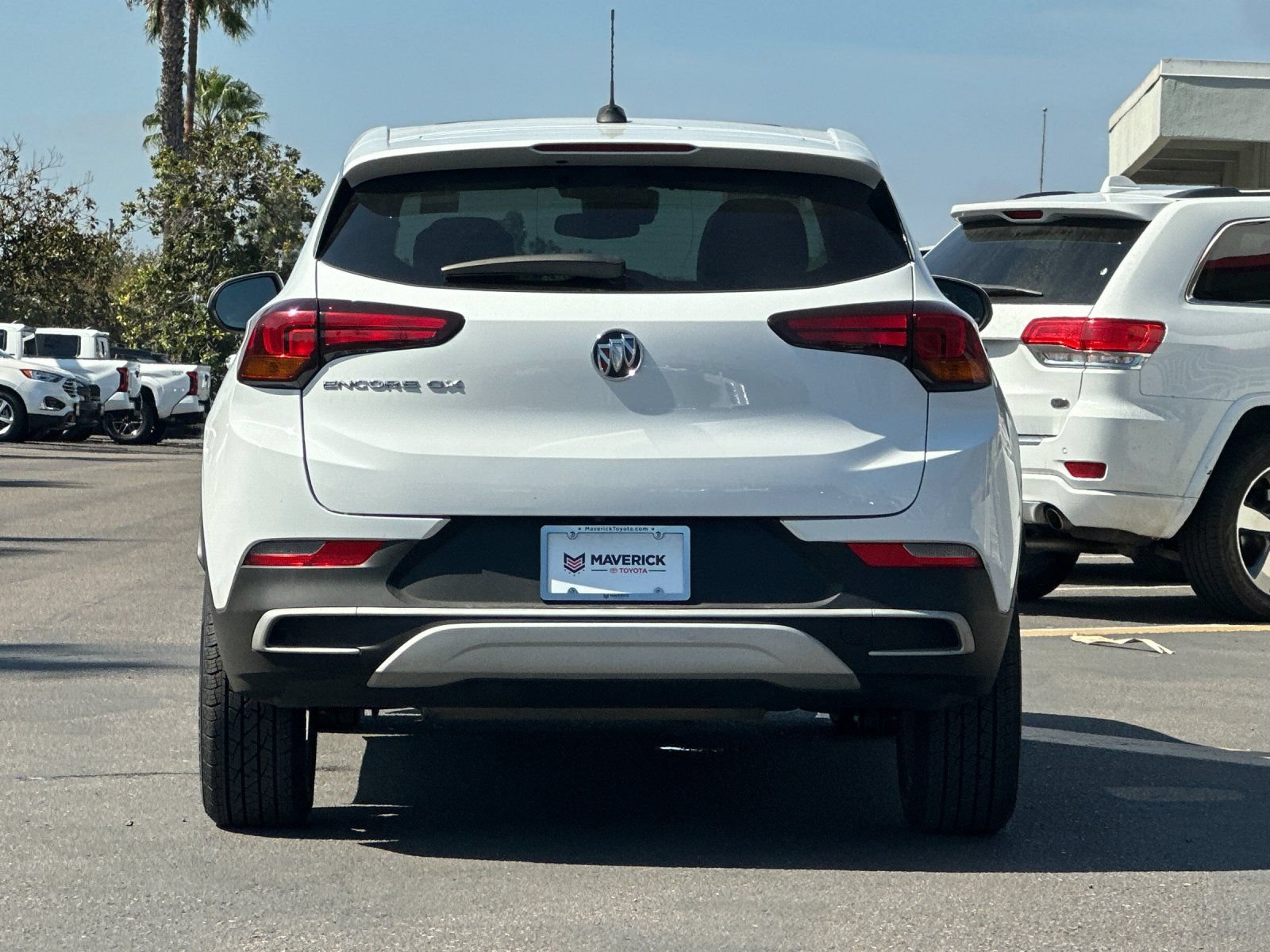 Used 2020 Buick Encore GX Preferred FWD image 4