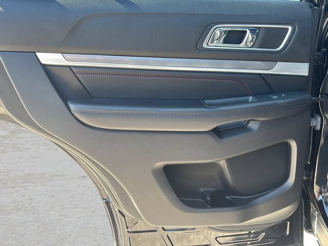 Used 2018 Ford Explorer Sport AWD/4WD image 13