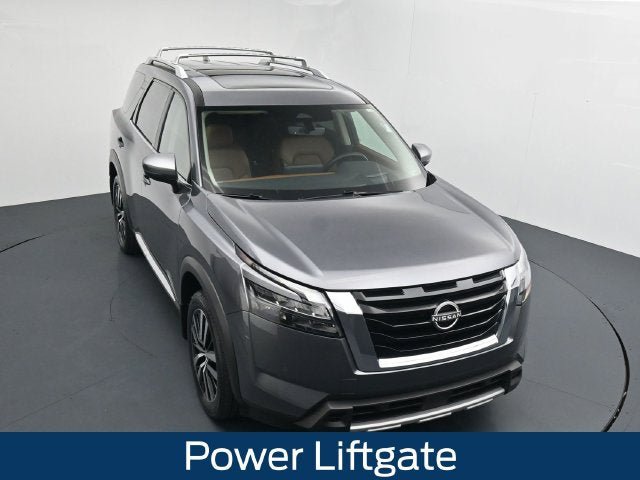 Used 2025 Nissan Pathfinder Platinum w/ Cargo Package AWD/4WD image 25