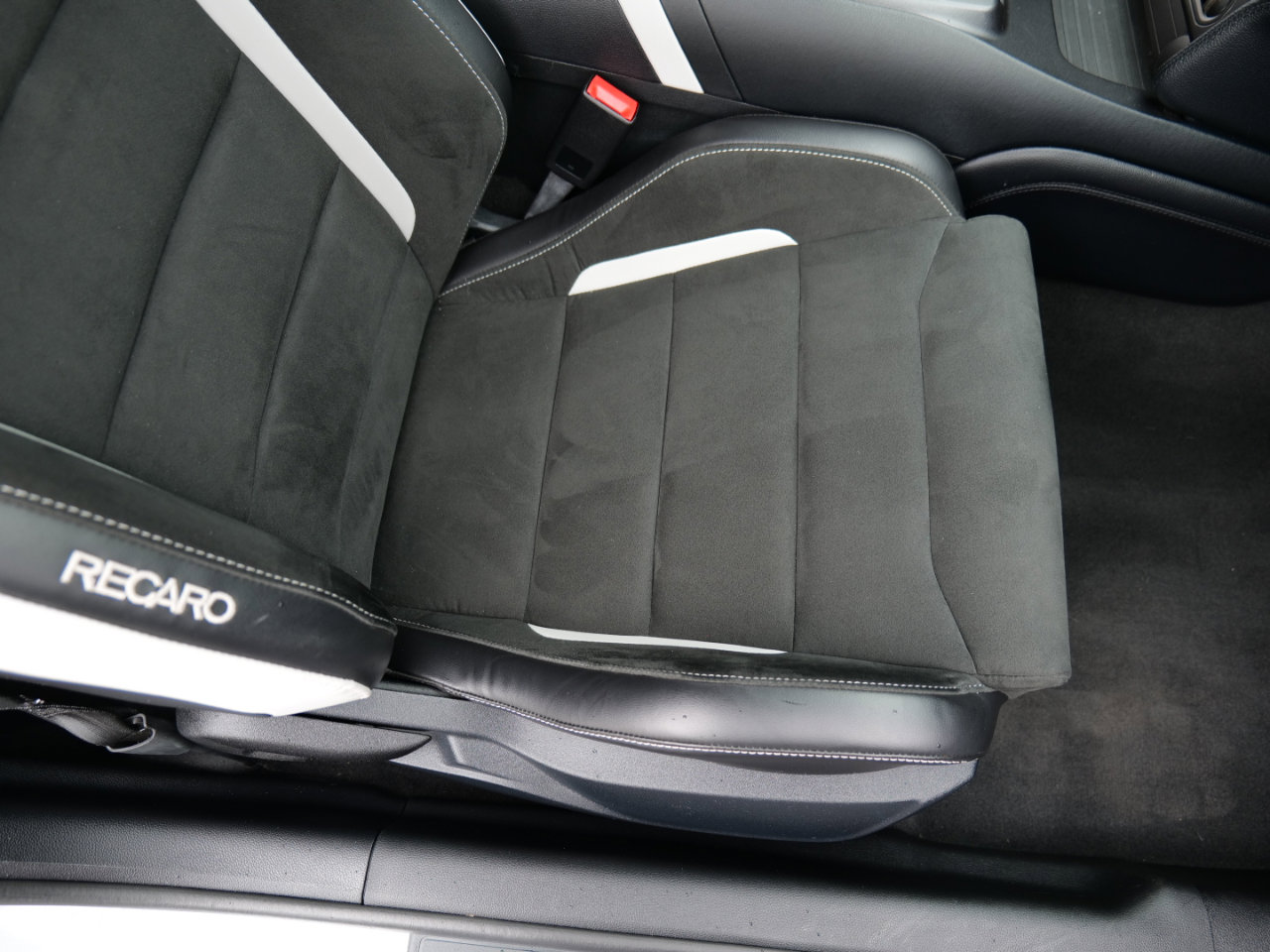 Used 2021 Ford Mustang Shelby GT500 w/ Technology Package image 38
