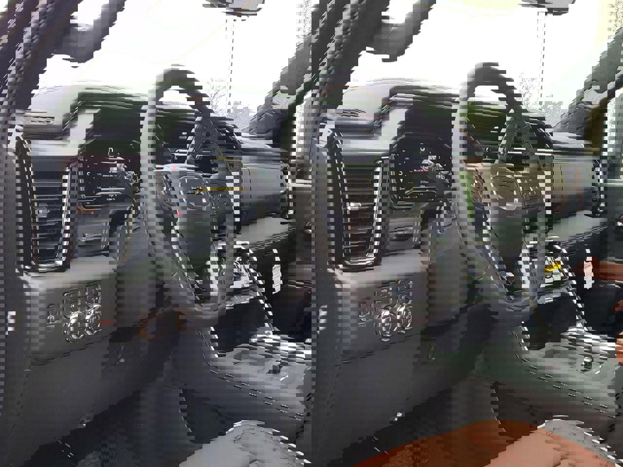 New 2024 GMC Sierra 2500 Denali Ultimate w/ Max Trailering Package image 47