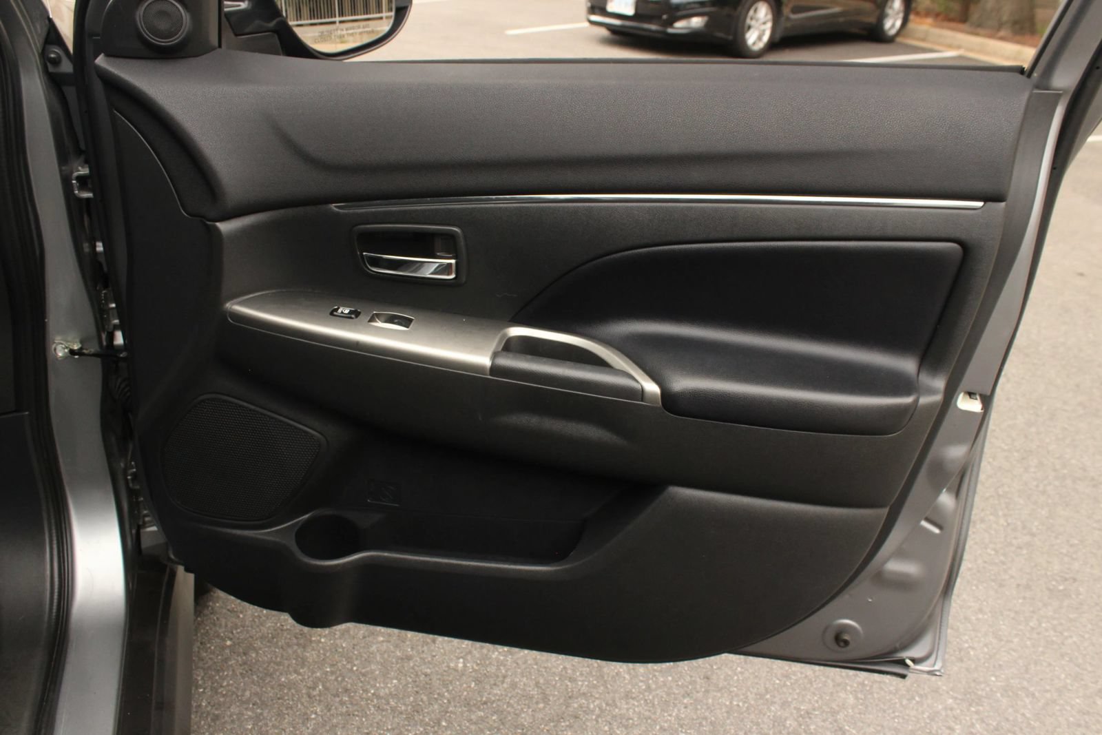 Used 2022 Mitsubishi Outlander Sport SE FWD image 26