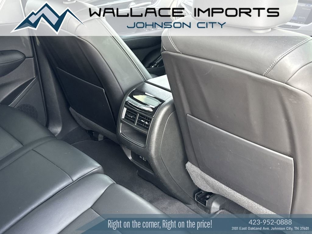 Used 2024 Cadillac XT5 Premium Luxury image 41