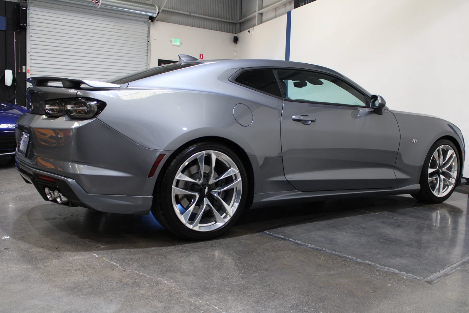 Used 2019 Chevrolet Camaro SS w/ LPO, Ground Effects Package RWD image 13