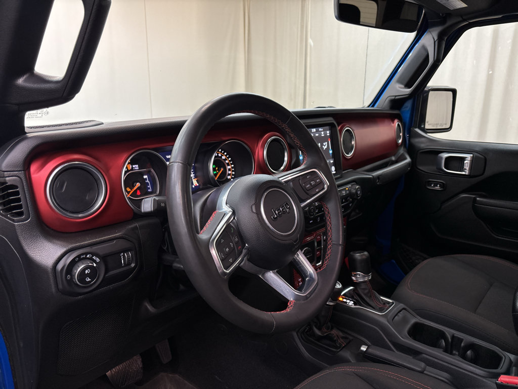 Used 2023 Jeep Gladiator Rubicon w/ LED Lighting Group AWD/4WD image 19