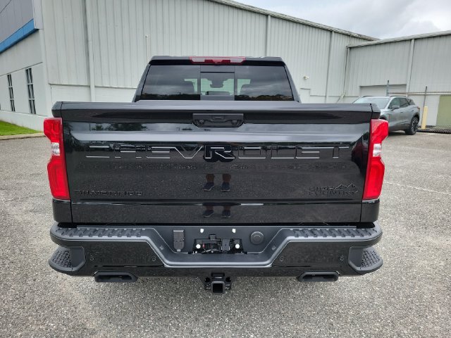 New 2026 Chevrolet Silverado 1500 High Country w/ Midnight Edition RWD image 8