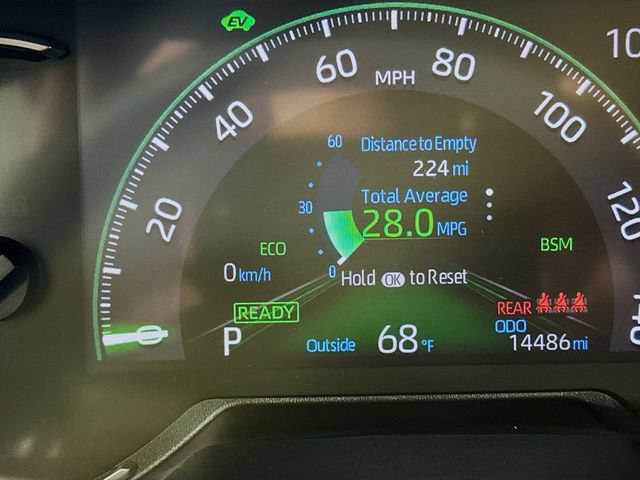 Used 2024 Toyota RAV4 SE AWD/4WD image 5