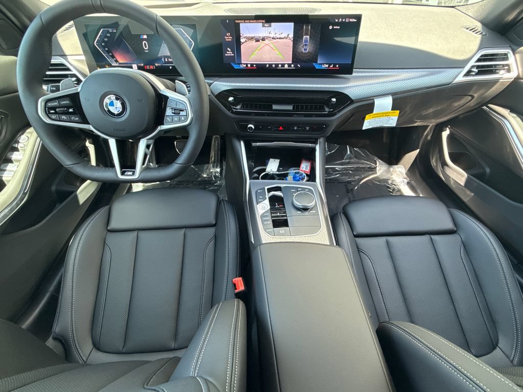 New 2026 BMW 330i Sedan w/ M Sport Package RWD image 18