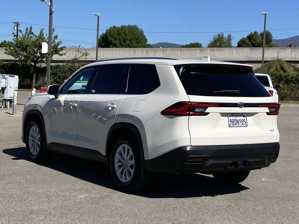 Certified 2024 Toyota Grand Highlander XLE image 40