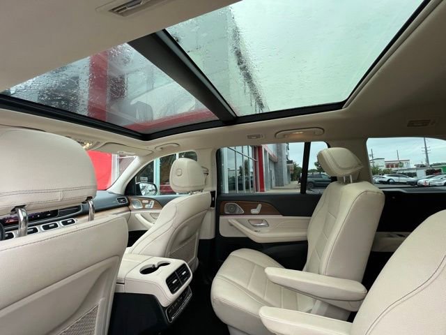 Used 2023 Mercedes-Benz GLS 450 4MATIC image 13