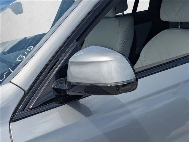 Used 2026 BMW X6 xDrive40i image 14