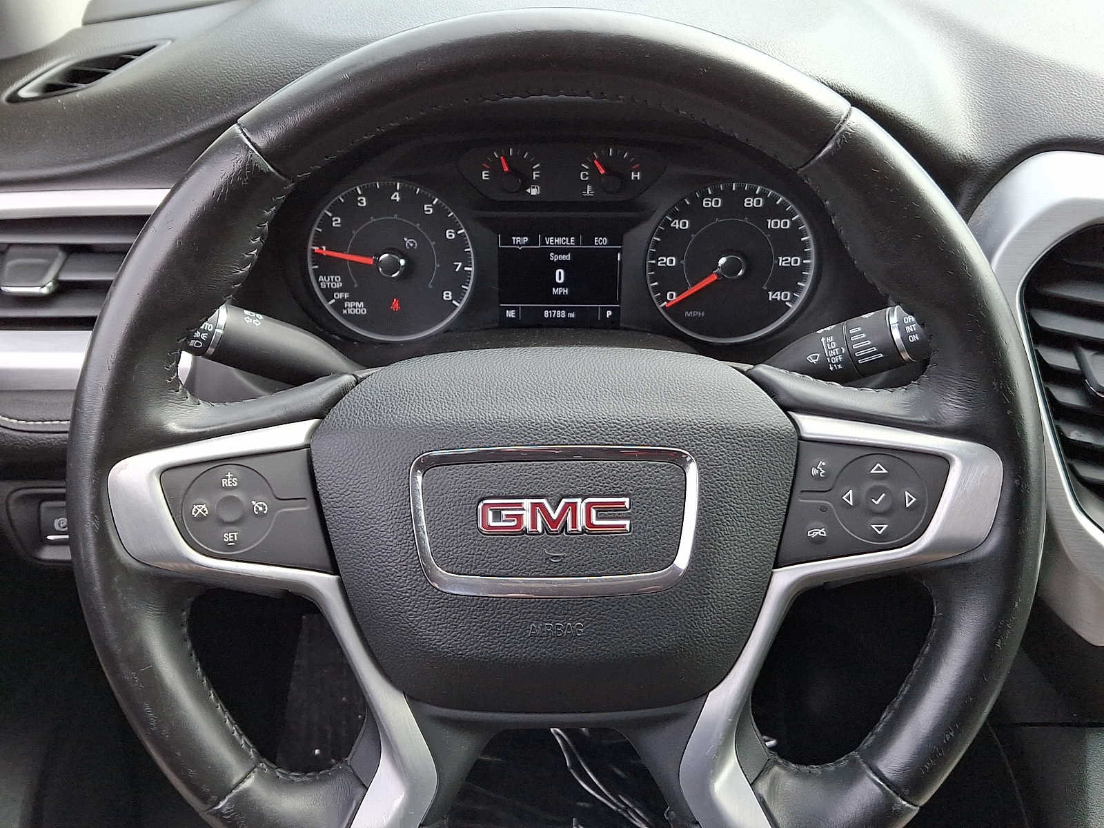 Used 2019 GMC Acadia SLE FWD image 19