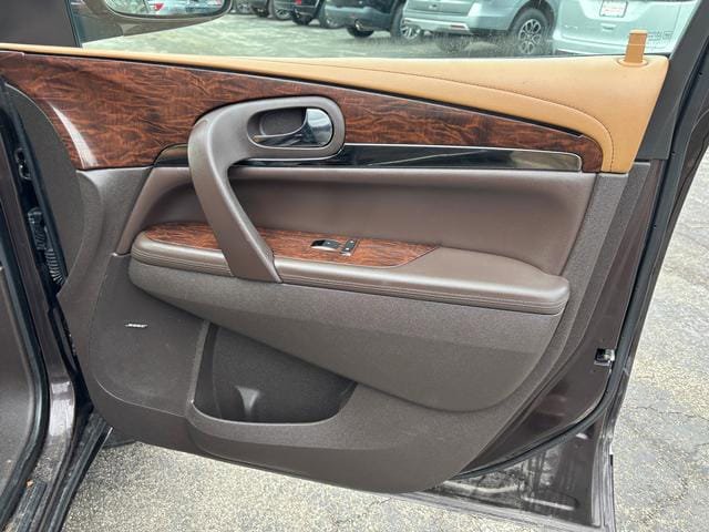 Used 2017 Buick Enclave Leather w/ Enclave Tuscan Edition image 16