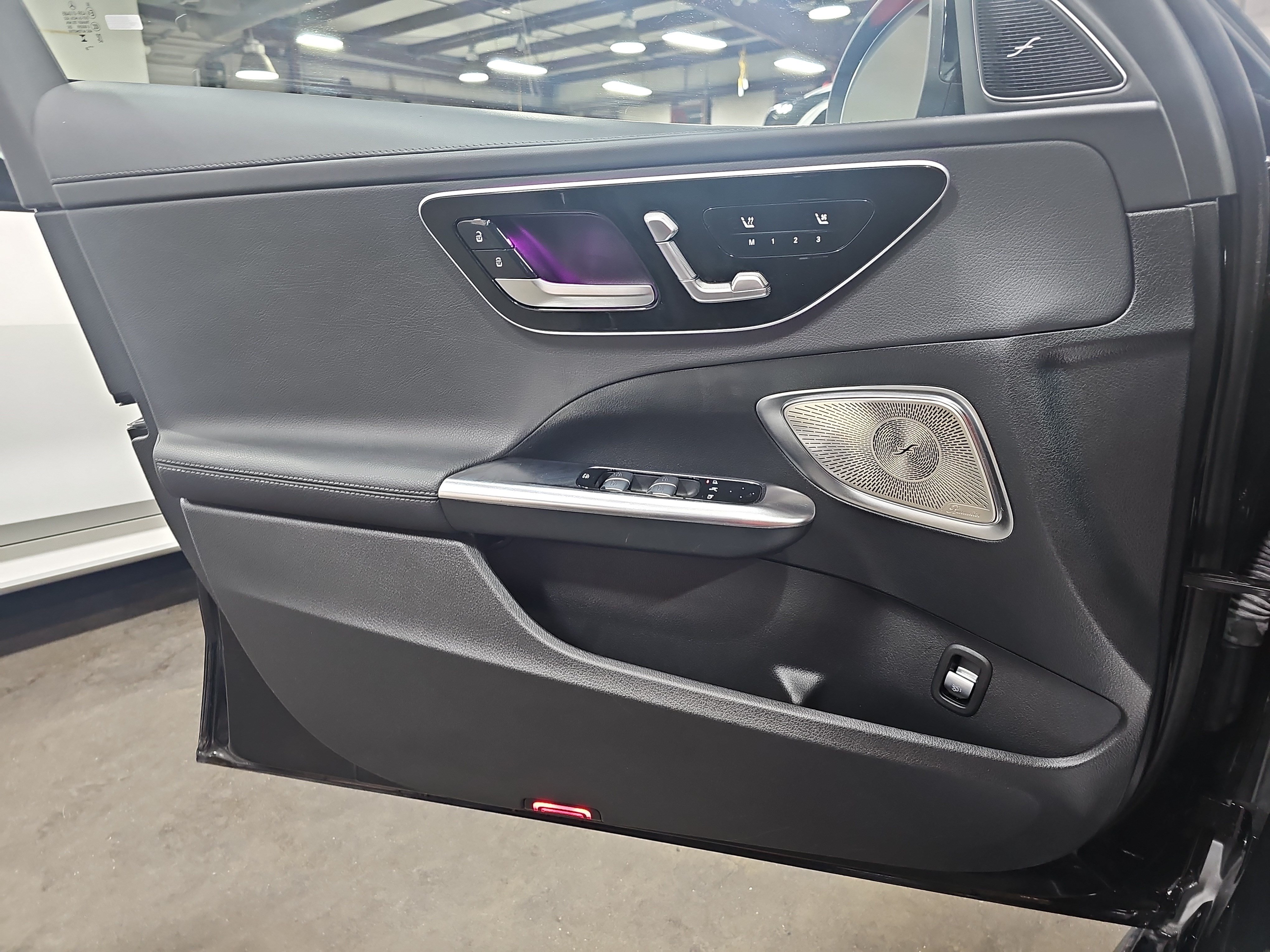 Used 2024 Mercedes-Benz C 300 Sedan image 27