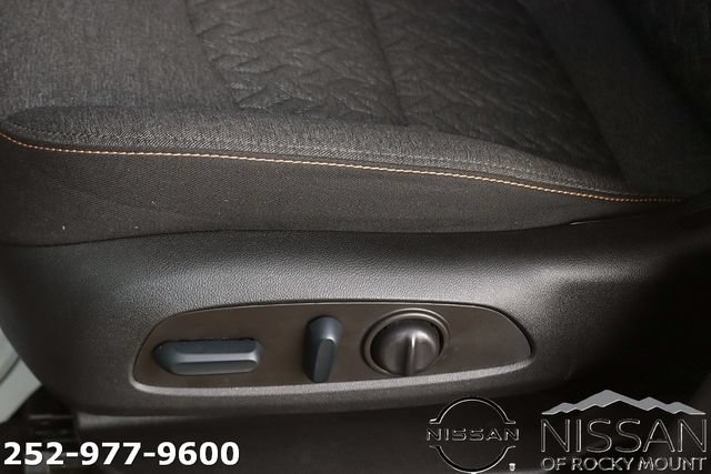 Used 2022 Chevrolet Equinox LT FWD image 16
